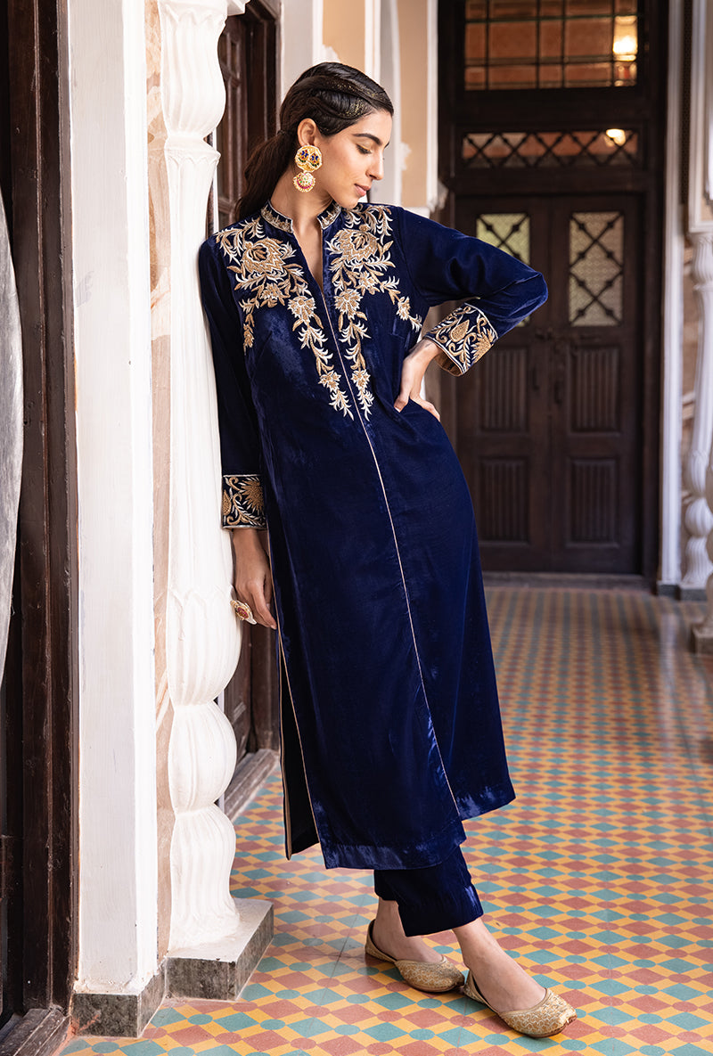 Blue velvet sherwani clearance designs