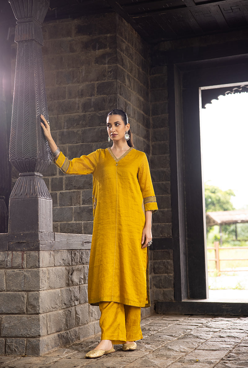 Mustard Side Marodi Pocket Surmayi Kurta Set