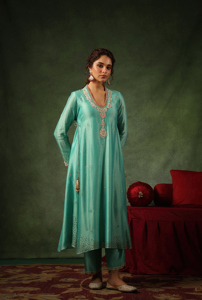 Light Blue Paan Buta Ishq Kurta Set