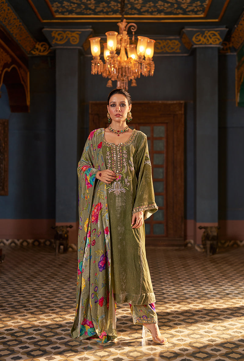 Green Kali Murad Kurta Set