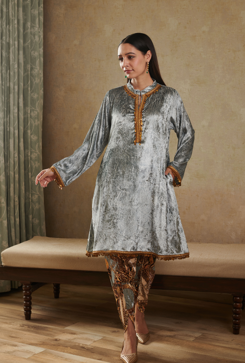 Grey Solid Dhoti Aiza Kurta Set