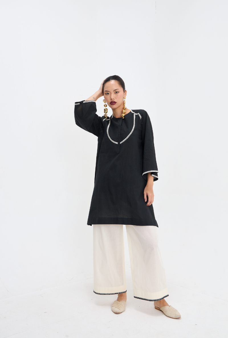 Black And White Noir Love Letters Kurta Set