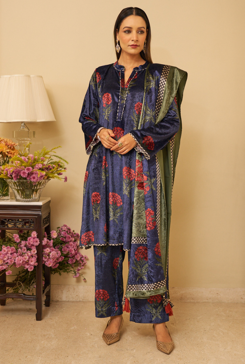 Blue Blossom Night Aiza Kurta Set