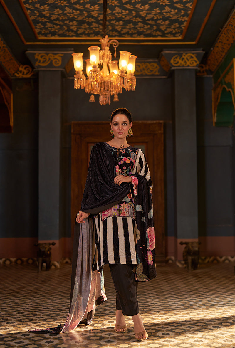 Black Printed Murad Phiran Kurta Set