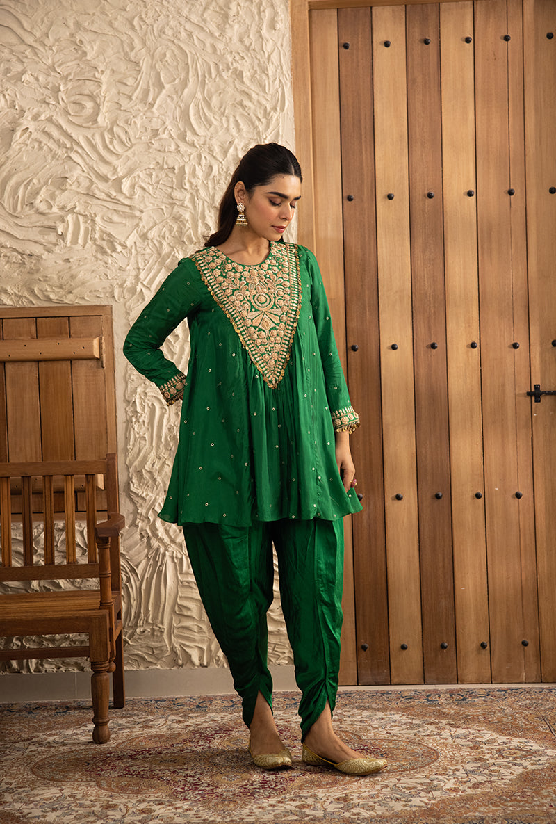 Green Short Heavy Resham Yoke Masakali Dhoti Masakali Kurta Set