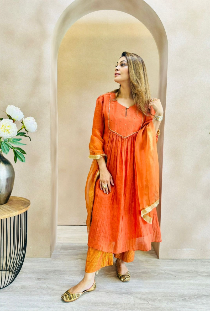 Meghna Nayyar In Rust Hand Embroidered Khwaab Kurta Set