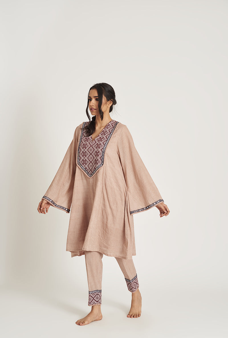 Dusky Rose Pakistani-Inspired Flared Farah Pakizah Kurta Set