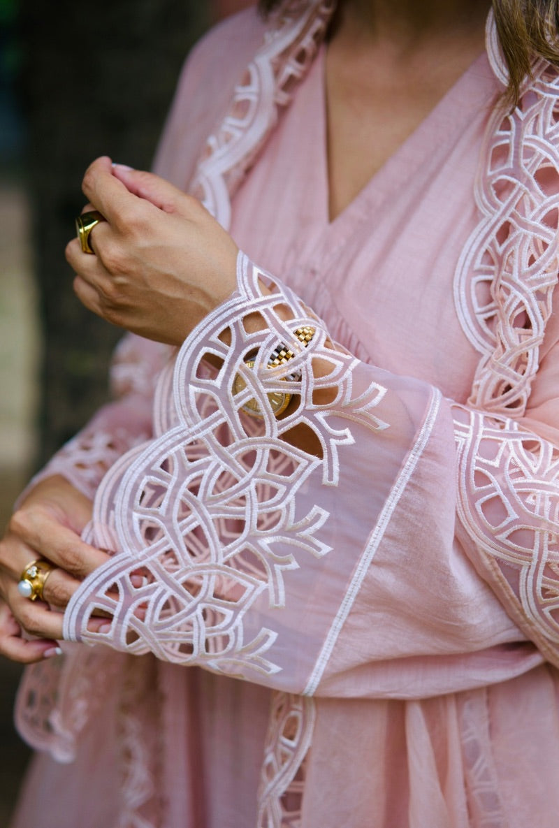 Meghna Nayyar In Peach Thread Cutwork Lace Wishful Kurta Set