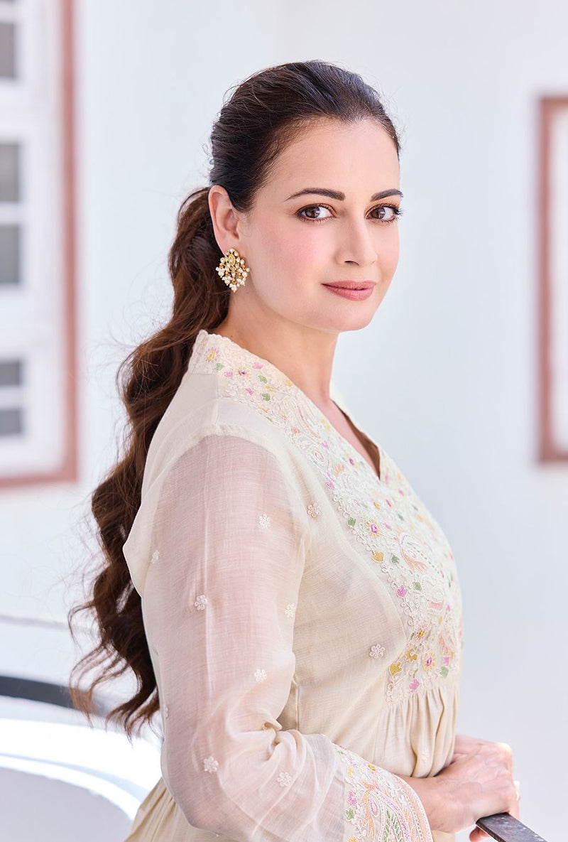 Dia Mirza In Ivory Dori Paisley Aafreen Kurta Set