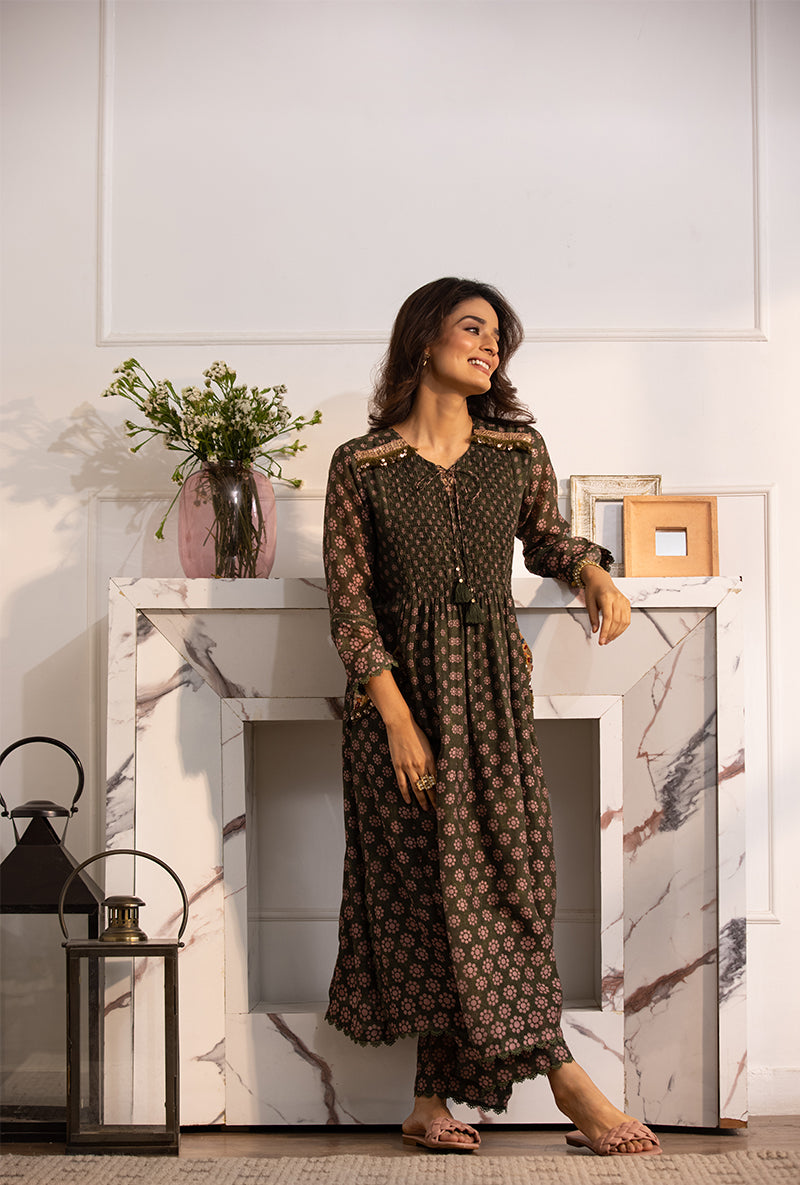 Green Smoking Cascade Navya Kurta Set