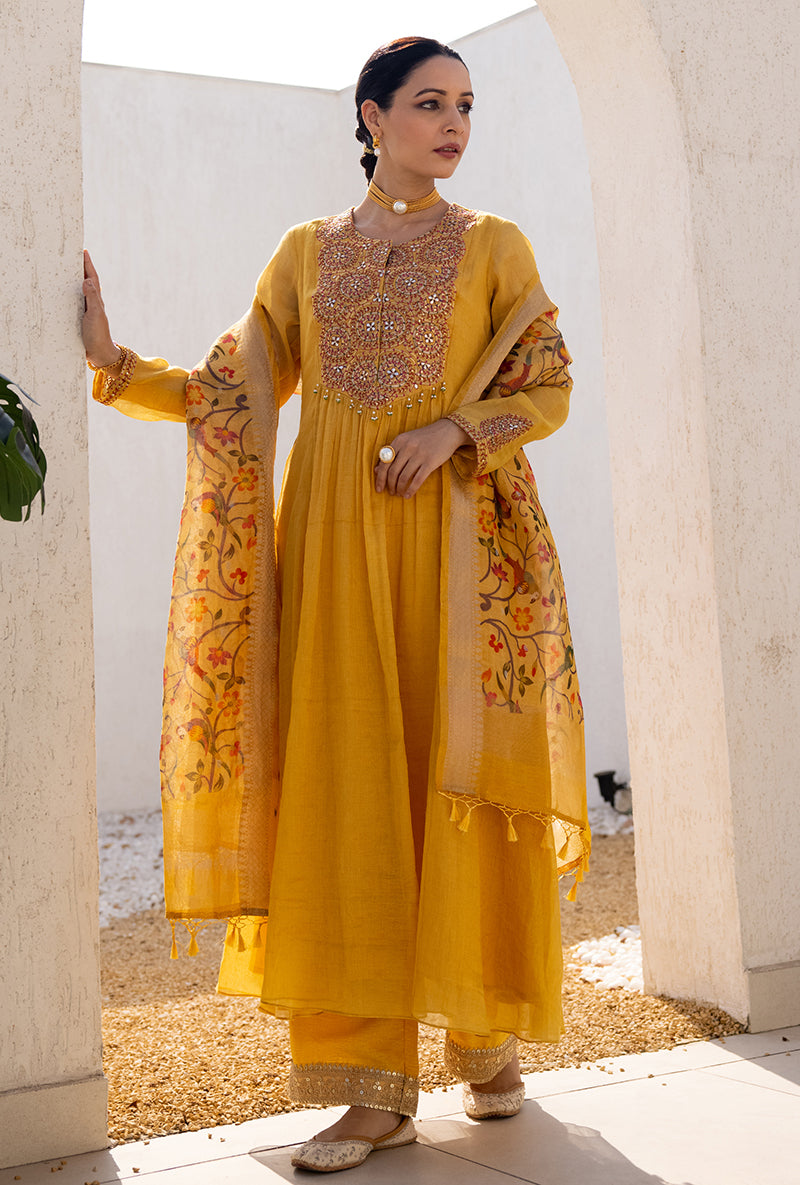 Yellow Resham And Gota Yoke Front Pleat Dua Anarkali Set