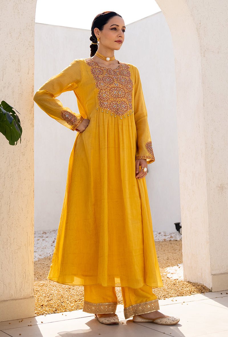 Yellow Resham And Gota Yoke Front Pleat Dua Anarkali Set