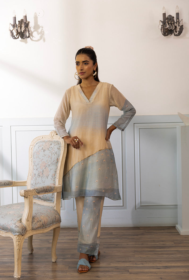 Iro Ocean Dahlia Kurta Set