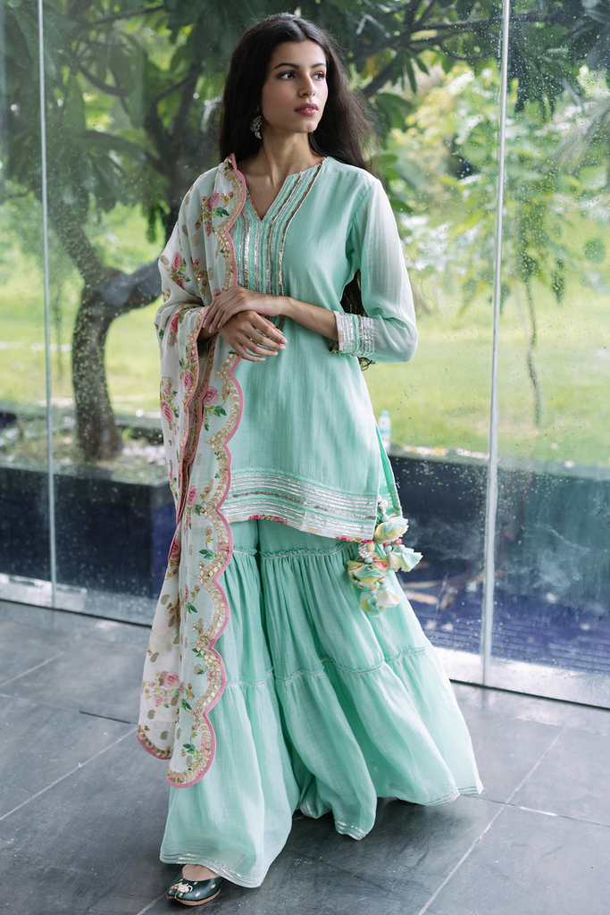 GHARARAS - An absolute fit for 'Desi Gatheirng', Handpicked Styles at ...